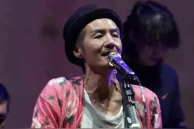 朴树:“我又想毁了现在的一切了.”#朴树 #平凡之路视频封面