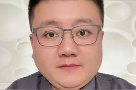如何依法追究打人者的法律责任？ 追究打人者的法律责任，要报警，验伤，根据验伤结果依法追究。#打人者必须严惩 #故意伤害罪视频封面