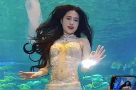 妈妈我看到美人鱼啦！她还会吐珍珠#北海海底世界 #亲子游玩好去处 #王丸丸美人鱼 #mermaidmystery连体鱼尾视频封面