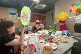 谢谢朋友为我过生日，视频封面