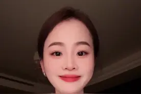 服装实体年底到底需不需要清货 什么人需要清什么人不需要清什么货需要清什么货不需要清@维诺温图服饰商行 @维诺服装漂亮日常分享号 #服装实体店 #服装拿货技巧 #服装小技巧视频封面