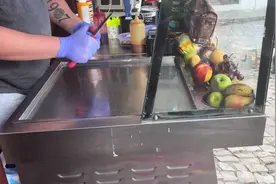 来个当地特色炒酸奶尝尝#炒酸奶 #炒酸奶制作过程 #路边摊美味