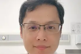 泡沫尿一定有问题嘛？#医学科普 #医生日常 #泡沫尿 #蛋白尿#硬核健康科普行动视频封面