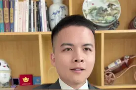 社保交满15年了不交了行不行？灵活就业自己交社保到底划算吗？单位交社保的跟自己交社保的，不同人群利弊不一样！一个视频讲明白！#社保 #老百姓关心的话题 #杭州社保 #社保知识 #抖音小助手视频封面