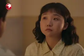老六家喜眼红老五刘小玲住进高层新房，和老公合计着也买一套高层公寓。为了向婆婆借钱买房，家喜直接谎称自己得了绝症……#李嘉琦 #东方卫视六姊妹 #六姊妹视频封面