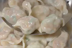 肉三鲜水饺的做法、鲜嫩多汁特别好吃#三鲜饺子馅做法视频封面