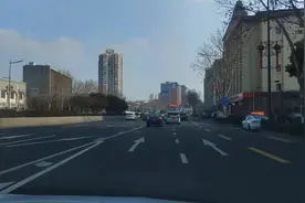 同学情，是一种特殊的情感纽带，同学情也是一种力量。视频封面