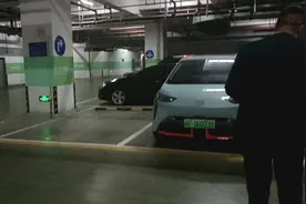 南通通州维景国际酒店，B2停车场有蛇，吓死我了#南通#维景酒店