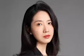 一场个人间的纠纷斗气，给企业造成巨大损失，也让公众留下心理阴影，代价太大，教训深刻#青岛啤酒小便事件涉事者被拘 #青岛啤酒就小便事件致歉 #新闻姐 @抖音短视频视频封面