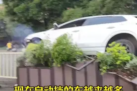 自动挡汽车越来越多为什么手动挡还没被淘汰呢？ 现在自动挡汽车越来越多，那为什么手动挡汽车还没被淘汰呢？#每天一个用车知识 #带你懂车 #手动挡vs自动挡视频封面