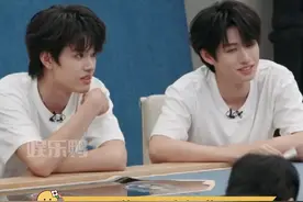 果然TOP的新脑子就是好用！ #左航 #张泽禹 #朱志鑫 #张极 #苏新皓