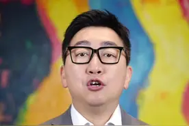 这届家长的教育观太正太暖心！#高考查分#暖心一幕#正能量