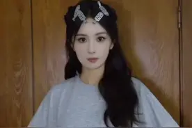 #杨幂水灵灵的街头玩梗 杨幂是什么先天抽象广告圣体啊！视频封面