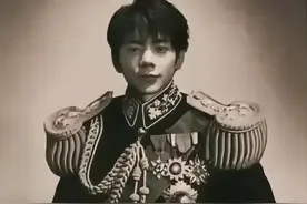 鲜衣怒马少年郎，谁人不识理塘王😤#锐刻 #理塘丁真 #雪豹 