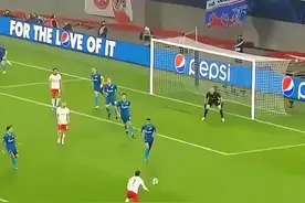 绿茵赛场那些出神入化的诡异弧线球破门，让你真的感叹足球的魅力#dou来足球季 #足球的魅力视频封面