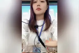 当老师占了课这届小学生是怎么处理的#网友神评论 #搞笑#教师