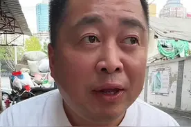 小煮面配烤鸭吃出一段老南京的故事 #关于我在南京简简单单的第一天 #全国省饭哪家强 #省饭课代表 #城市大玩家视频封面