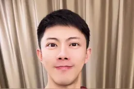 身份证到期啦？照着做证件轻松换 #身份证 #身份证到期换证