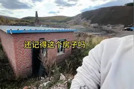 四川小伙子捡到小房子 整个改造过程#荒野建造 #老房子改造视频封面