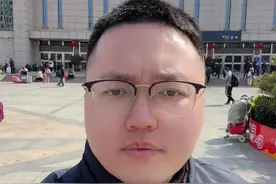 北京律师团队抵达襄阳，4万多的征地补偿款，到百姓手里只有3万块  #襄阳 #房屋征收 #征收补偿 #法律咨询 #北京律师