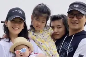 10月23日，#汪峰与章子怡官宣离婚，结束8年婚姻，以后将共同抚养孩子长大（来源：澎湃新闻）#汪峰章子怡