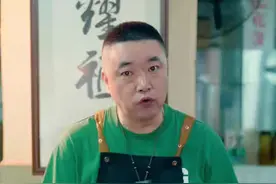 鸡哈豆腐 鸡哈豆腐，虽是麻婆豆腐味型，但配料做法有点差异。做法简单厨房小白也能轻松拿捏，快试试吧！#被这一口香迷糊了 #馋人美食轻松拿下吃货的你 #做一桌灵魂下饭菜 #鸡哈豆腐 #美味下饭菜