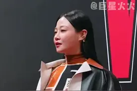 #W年度盛典 #谭卓不现时首次个人艺术展 从演员到艺术家 六边形女战士谭卓也带给了我们很大惊喜吧视频封面