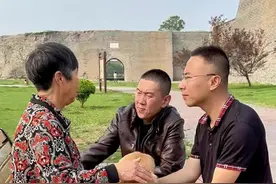 狗狗替两男主人尽孝，背后的真相感动数人！ 关爱老人，从点滴做起，温暖行动，让爱传递！尊老爱幼，传承中华美德！ #关爱老人 #被小狗治愈的一万个瞬间 #养狗的乐趣 #萌宠出道计划 #万物可爱计划