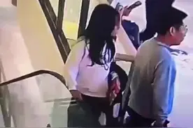 #粉丝一千万🔥 济宁万象汇女孩坠楼的最后监控记录，太可惜了视频封面