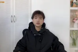 #奔驰amgs63落地价 奔驰amg s63落地价多少钱？这车如何？视频封面