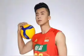 恭喜中国男排获得2025年世界男排锦标赛的参赛资格！#排球 #中国男排 #江川 #张景胤 #体育精神视频封面