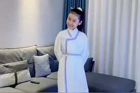 谁料皇榜中状元，原来纱帽罩婵娟。#国风古韵 #喜欢夏日生活的每一个瞬间 #谁说戏曲不抖音