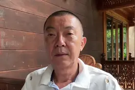 年少轻狂只能说明没有素质的表现视频封面