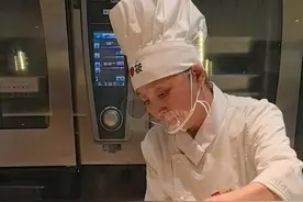 到了一定年龄，人活的已经不是日子，而是被岁月沉淀后的心境.。#抖音美食推荐官 #美食教程持续更新 #抖音美食创作者 #西贝美好生活 #黄米凉糕