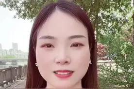 教你拍一个漂亮的璀璨玫瑰花视频，看你能不能学会？#特效 #璀璨玫瑰 #抖音基础知识分享 #抖音用法教程 #口播视频 @DOU+小助手