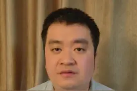 亲历者描述所谓“上海地铁老人要求女孩让座”：视频是剪辑过的，突出了矛盾！#正能量上热榜 #抖音热评 @抖音短视频视频封面