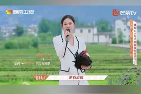 #海归女老板返乡创业成鸡圈大拿  来自四川的花儿明月@明月的农场生活 站上#花儿绽放大理站 的舞台上，拥有60万只鸡，熟练掌握各种养鸡技术的她，直言自己称得上是“西南鸡婆”！#花儿绽放视频封面
