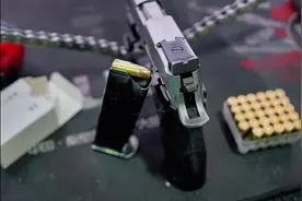 手枪正确使用方式 #男人的玩具 #第一视角