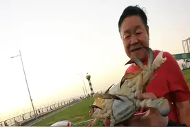 钓螃蟹新钓点分享  邮轮母港  有保安，晚上钓#钓螃蟹视频封面