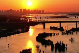 #今天中午十二点，淮河蚌埠段水位，洪峰快速通道蚌埠闸视频封面