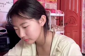 #不按套路出牌 #搞笑父女对话 #漏风的小棉袄 #看一次笑一次视频封面
