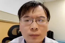 小孩子喊脚疼，常见原因是什么？ 为什么小孩子会脚疼？原因是什么？