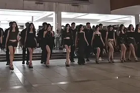 闽南师范大学模特队灵魂人物#大学校园走秀 #模特队视频封面