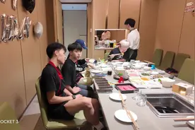 不是英雄不聚会 一聚全是15岁#九亿少女的梦 #校草 #高级 #暗网