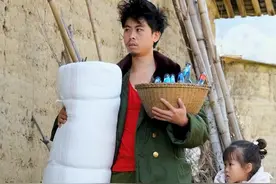 与其说陪孩子长大，不如说她们陪我渡过了最难熬的日子……#有它就暖了#新年有意思
