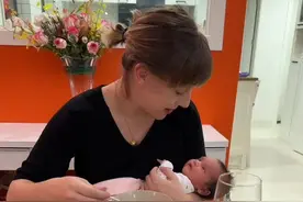 法国老婆的上海月子餐！#外国媳妇 #法国人 #文化差异 #产妇 #混血宝宝视频封面