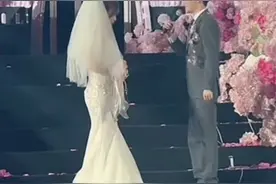 #顾茜茜 被许诺求婚了#顾茜茜许诺 #大哥顾茜茜 #每个女孩的婚纱梦 #我承认我羡慕了