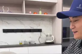 脆肉鲩腌一下味之后我觉得用来做清水打边炉🍲火锅也是一种不错的选择😍😍😍#顺德美食 #脆肉鲩 #打边炉 #火锅#舌尖上的美食视频封面