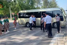 [鼓掌]欢迎全国政协副秘书长王路，中央参政议政副部长熊凤视频封面