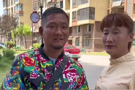 上帝给我关上了一扇门，也为我开了一扇窗，在人生路上，一直有好心人帮助我，是抖音上的哥哥姐姐们给了我再造之恩，深深感谢@雪茄哥 给我的帮助，我相信一起都会好起来的…明日上午10点，在明东家俬我与哥哥姐姐们不见不散！ #情感 #记录真实生活